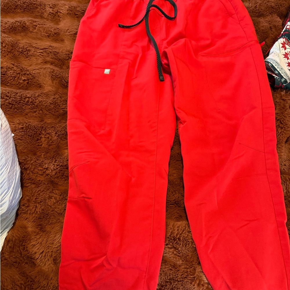 Women’s fabletics drawstring scrub bottoms